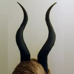 Wearable Spiral Horns