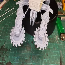 Space Orc/Ork large saw