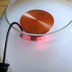 Splash guard for mist maker