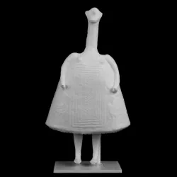 Bell Idol at The Louvre, Paris