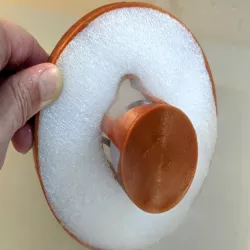 Floater for mist maker