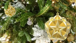 Geometric Stars Christmas Tree Ornament (Large)
