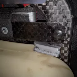  PLUMA Adventure paramotor tank blogging hold