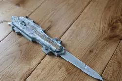 Assassins Creed Black Flag Hidden blade (working)