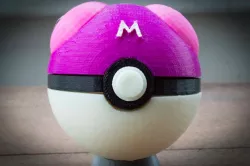 Fixed 'M' Masterball, with magnetic clasp