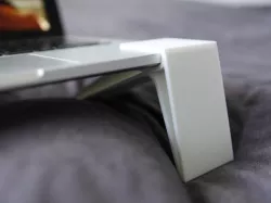 Laptop Legs Mac Book