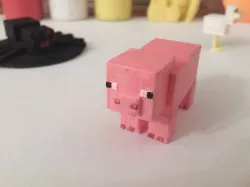 Minecraft well-scaled pig
