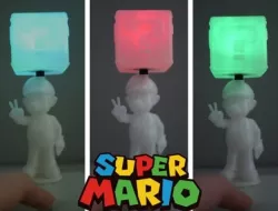 Super Mario with shining question box