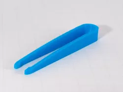 Tweezers