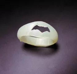 Batman vs Superman ring