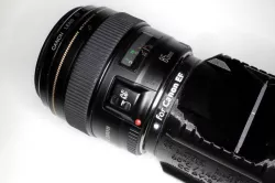 Canon EF lens adapter for GuerillaBeam projectors