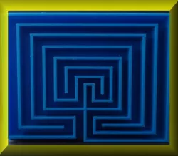 Classical square seven path Labyrinth
