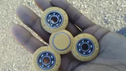 Fidget spinner