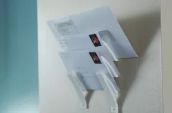 Letter holder