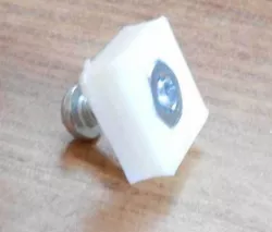 Nut capture for 8-32 nuts
