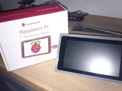 Raspberry Pi 2 7" Touchscreen Case