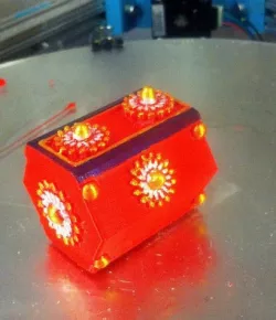 Sliding jewelry box