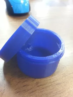 Snapping Container