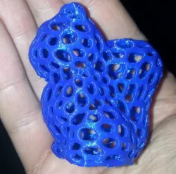 Squirrel - Voronoi-Style