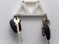 Triangle key holder