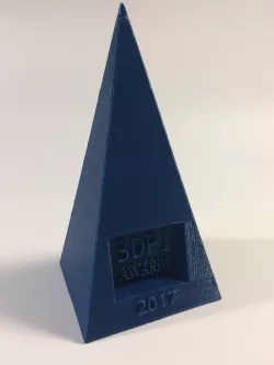 3DPI award trophy
