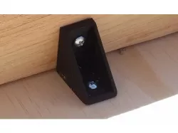 90 Degree Bracket
