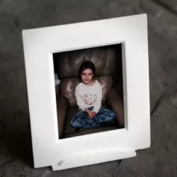 A Fuji Film Instax Mini picture frame.