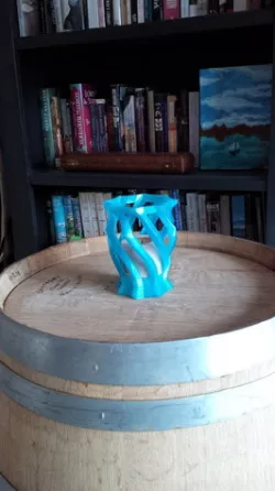 Basic Polygonal Vase
