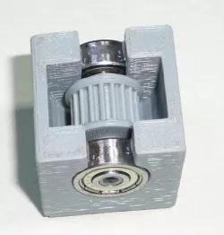 Geoff's Y-Axis Idler Pulley & Gear for Solidoodle2 - all 3D prin