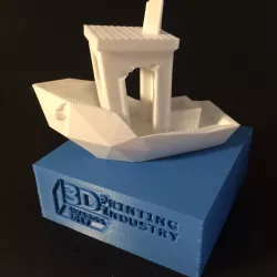 LOW-POLY BENCHY
