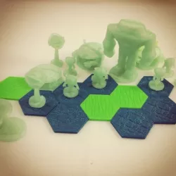 Pocket-Tactics: Cosmic Invaders
