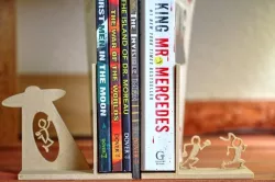 UFO Bookends