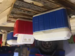 1:10th Scale Coleman Cooler and Bottles