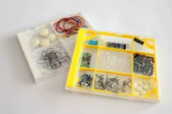 Customizable CD/DVD case organizer
