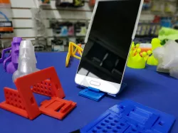 Foldable Phone Stand Remix