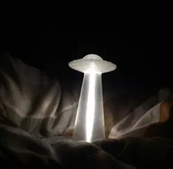 UFO and Abduction beam (night light/lamp)