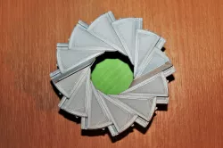 12 Leaf Aperture Box