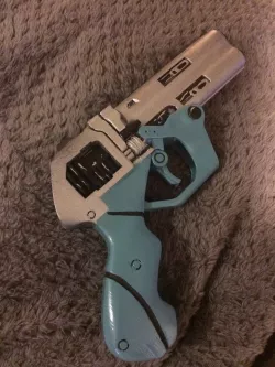 Bladerunner 2049 Luv Gun