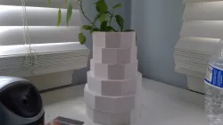 Low poly Vase