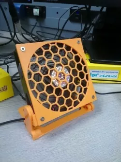 Mini Desk/Wall Fan with Ratcheting Angle