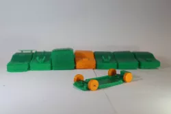 Modular toy car (hot wheels) track racer