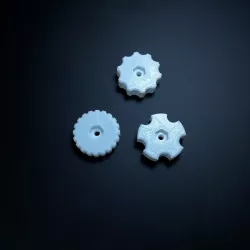 Nut holder - Adjustable for any nut size / space