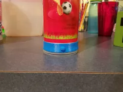Pringle can lid holder- Makeshaper contest