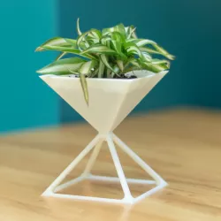Pyramid - Flower Pot