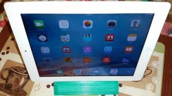 Yet another cell phone + iPad stand