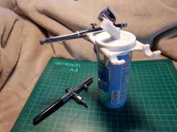 STL file Airbrush Cleaning Station- EU version 🚉・Model to