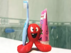Children's toothbrush base the octopus series Pocoyo
