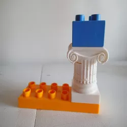 Duplo ionic column