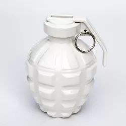 Grenade Snow Ball