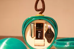 Newton's Apple Zero Gravity Tool Case